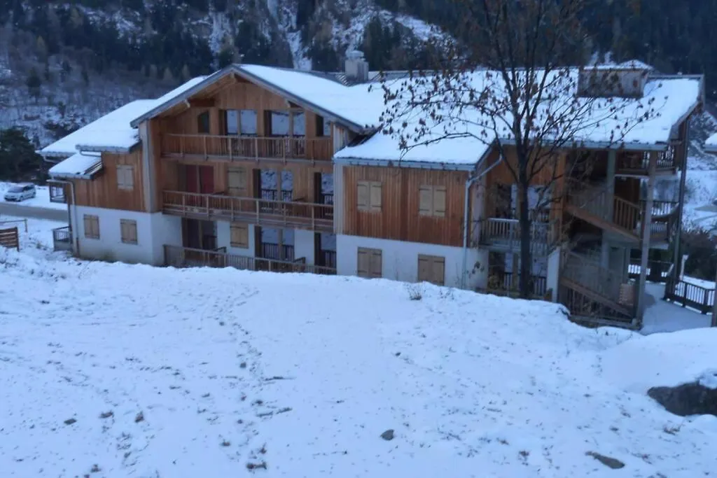 Bel Appartement En Residence Avec Piscine Orelle 0*,