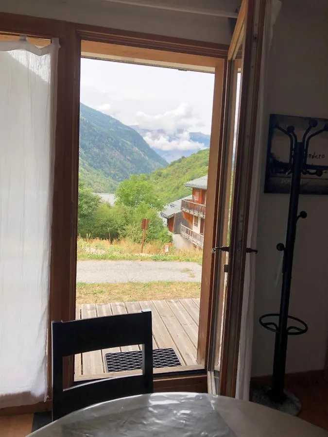 Bel Appartement En Residence Avec Piscine Orelle 0*,